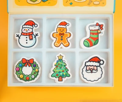 Christmas Friends Holiday Sponge Gift Box (18pcs) Christmas Friends holiday cellulose sponge gift box overview